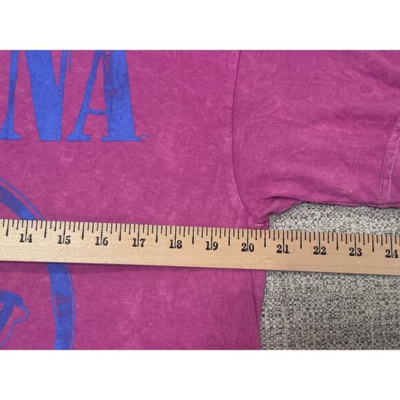 Nirvana Pink Women's Short Sleeve Nevermind Smiley Grunge Band T-Shirt Sz L - Picture 6 of 7